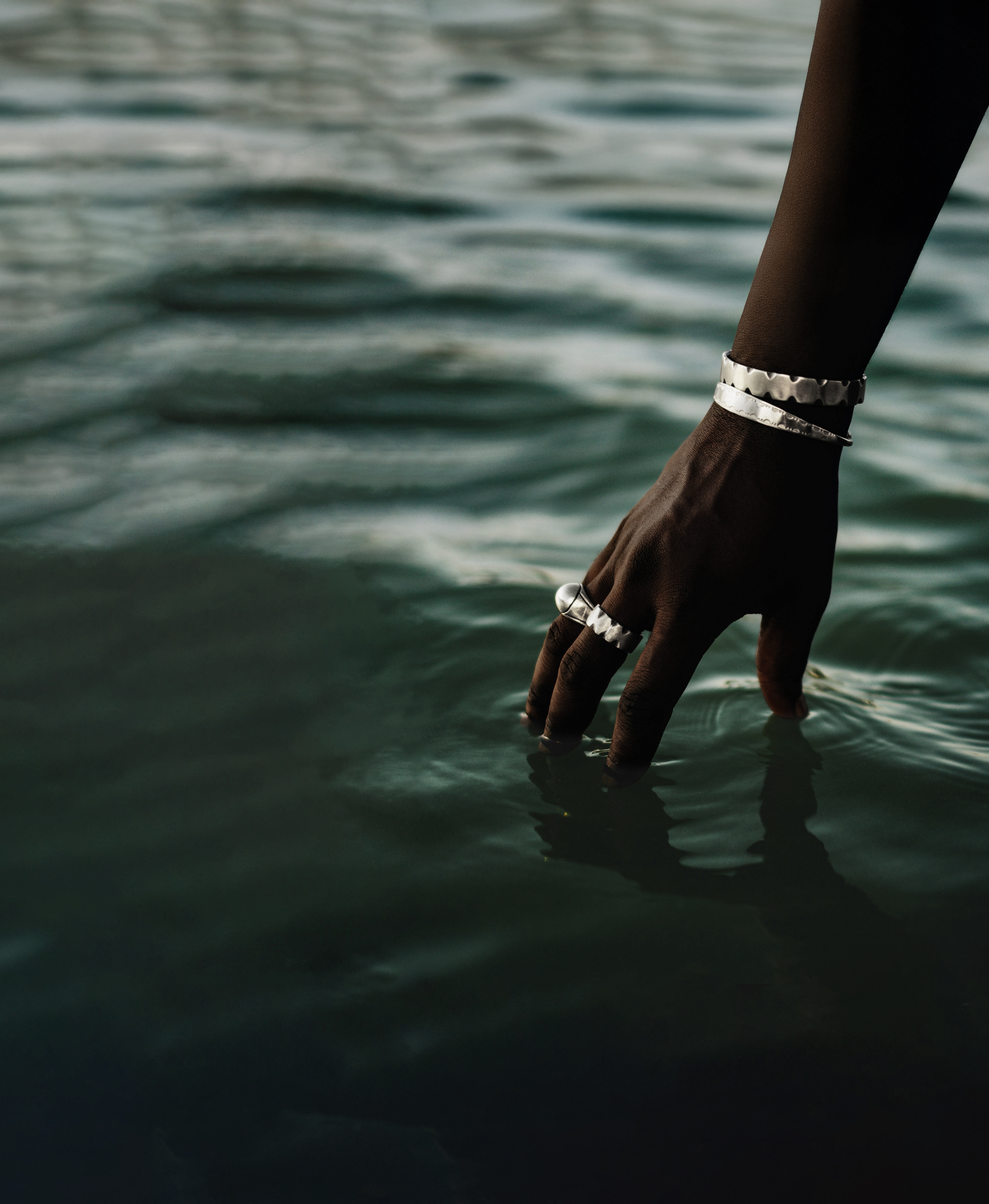 Gioielli in platino esposti all'acqua